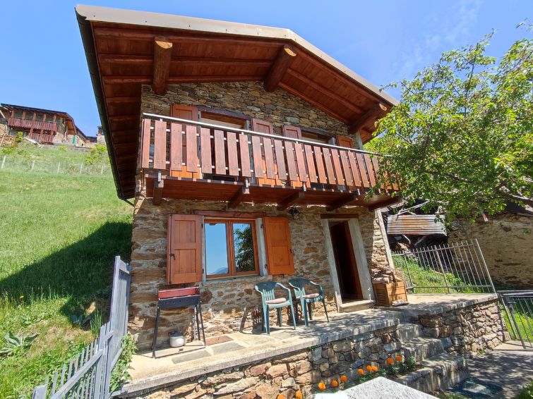 Search and Stay destination Crevegno-rovolé, Lombardia - Italy from AU$ 84. Casa Crevegno