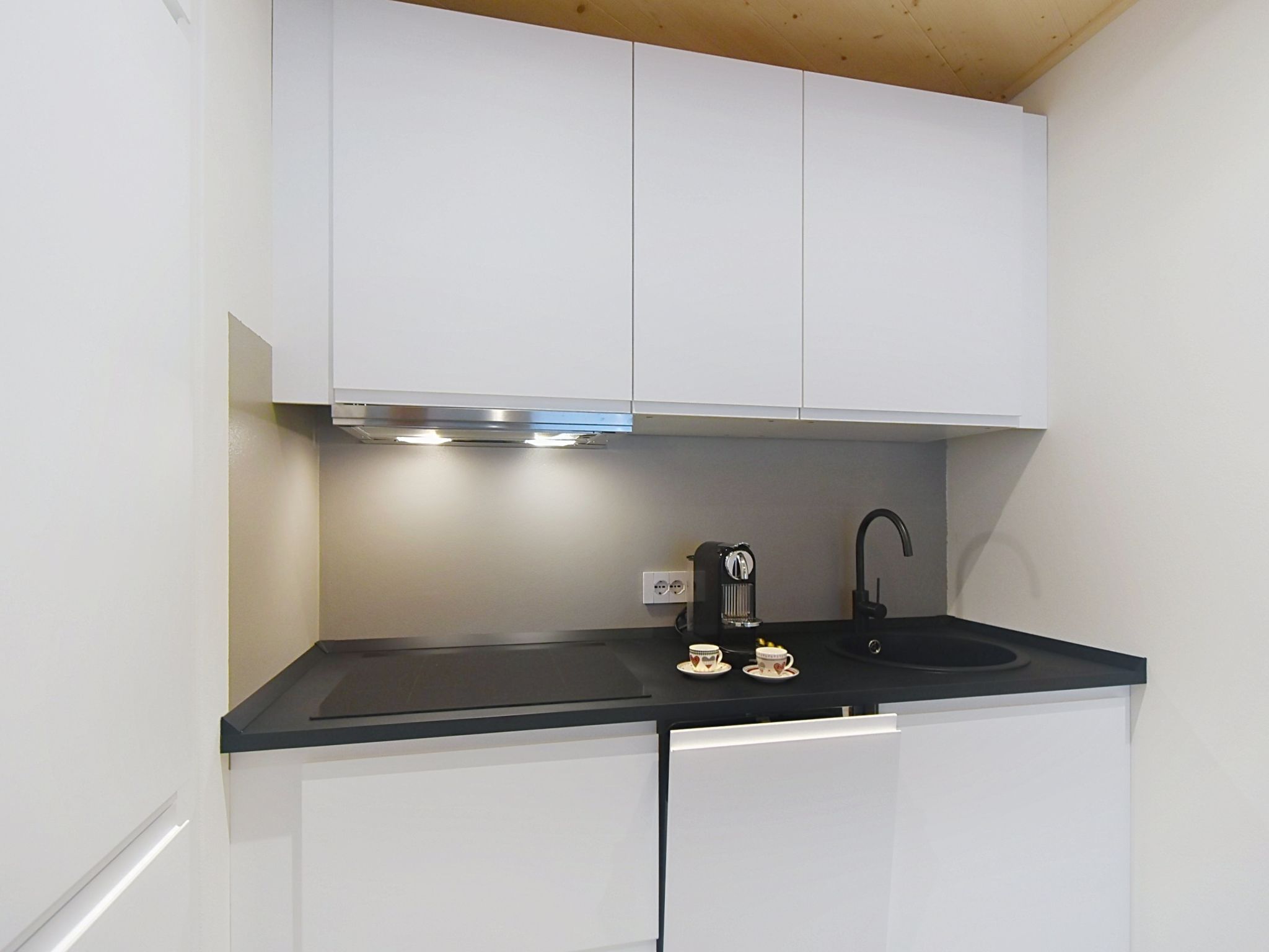 Erica Apartments - Inside