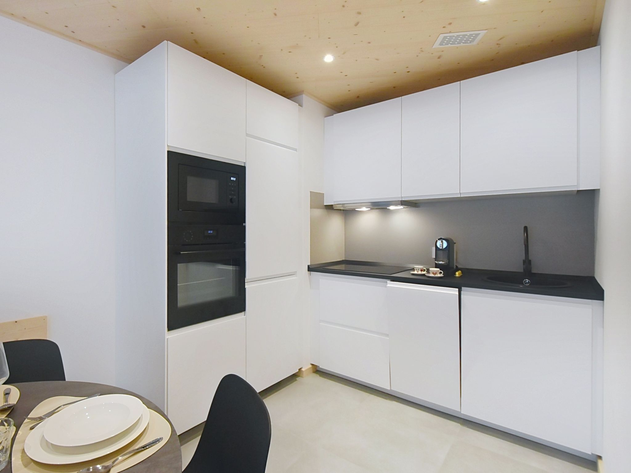 Erica Apartments - Inside