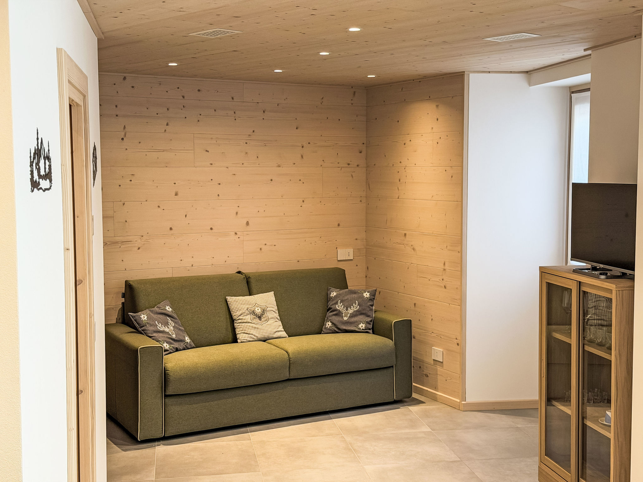 Erica Apartments - Inside