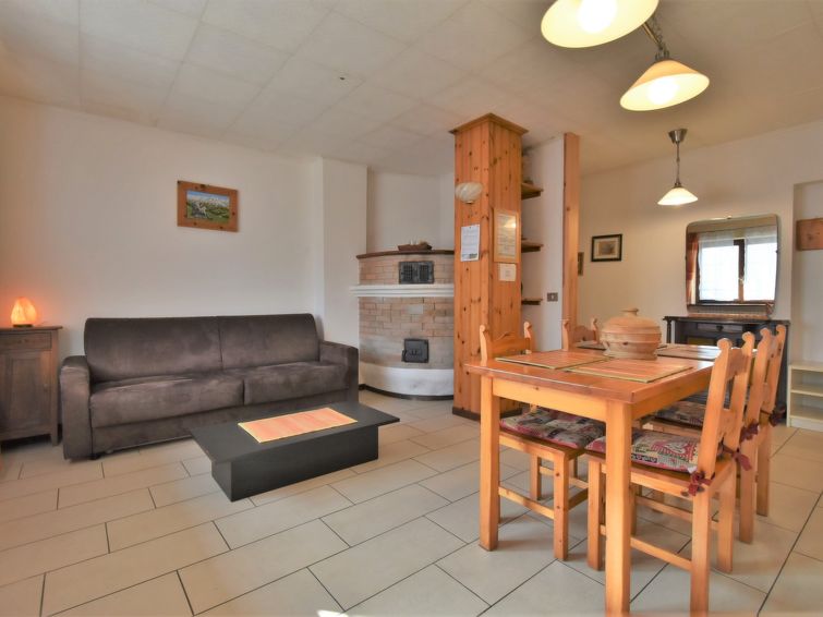 Search and Stay destination Provincia di Sondrio, Lombardia - Italy from AU$ 140. Santa Lucia