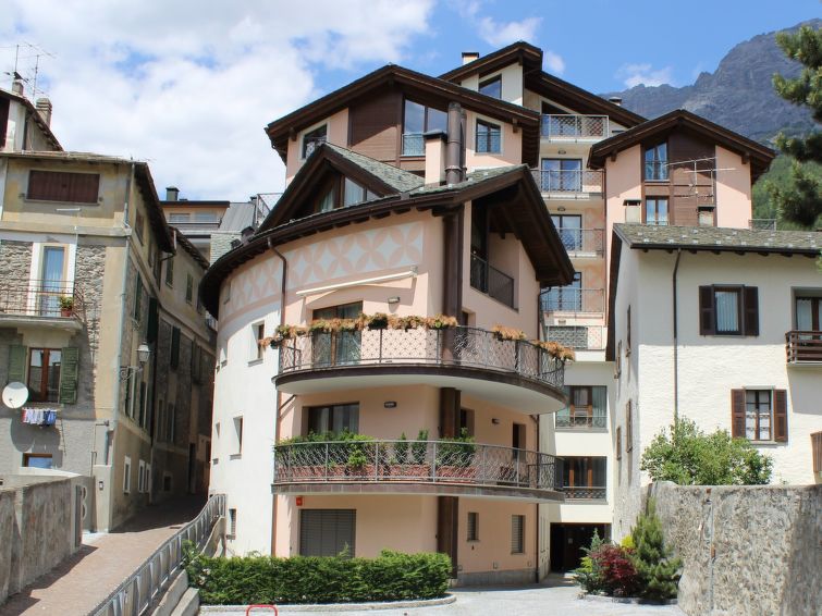 Bormio accommodation chalets for rent in Bormio apartments to rent in Bormio holiday homes to rent in Bormio