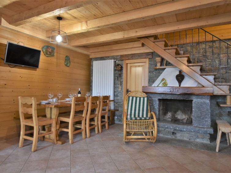 Search and Stay destination Province of Sondrio, Lombardy - Italy from AU$ 264. Baita Lake View