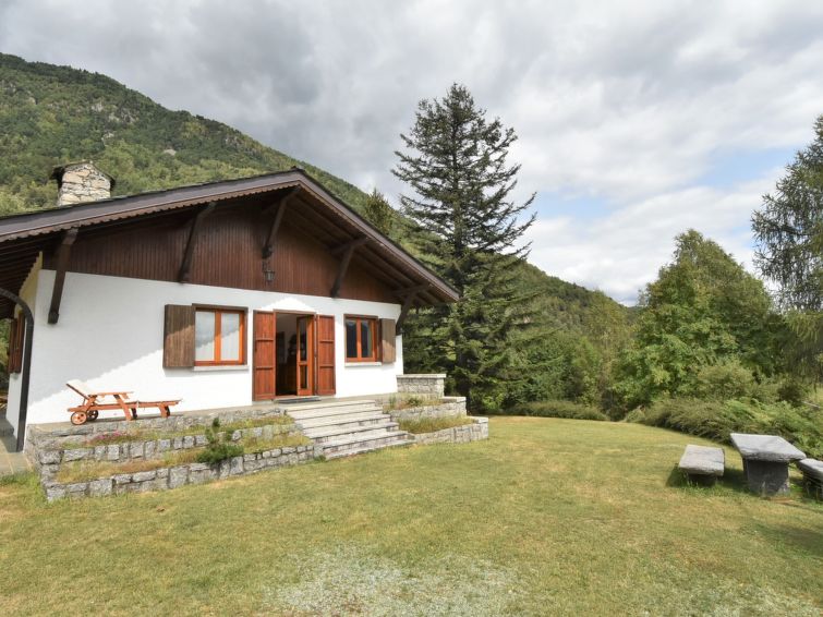 Search and Stay destination Poira di Dentro, Lombardia - Italy from AU$ 218. Chalet Elda