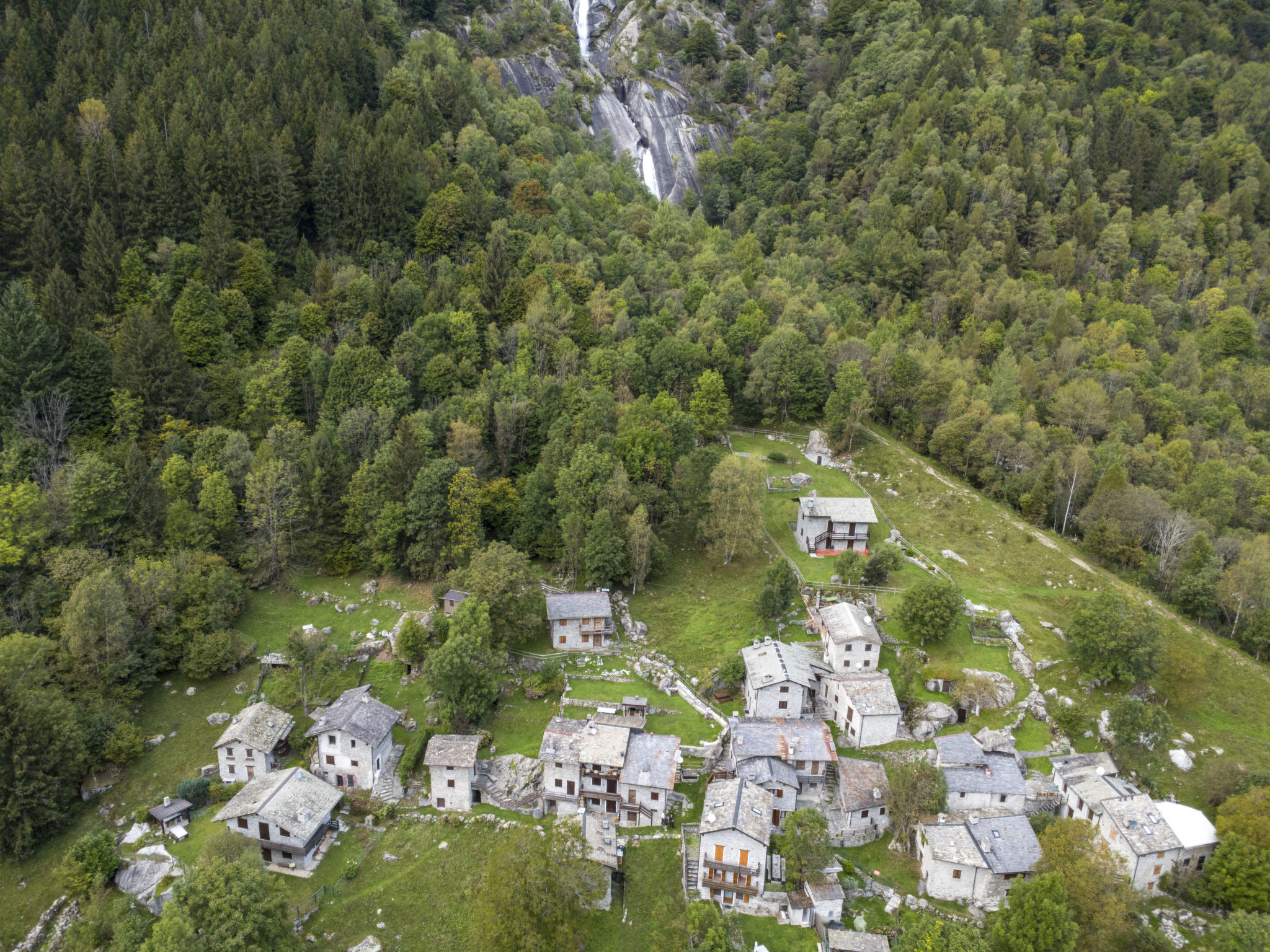 Val di Mello Mountain Flat-Draußen