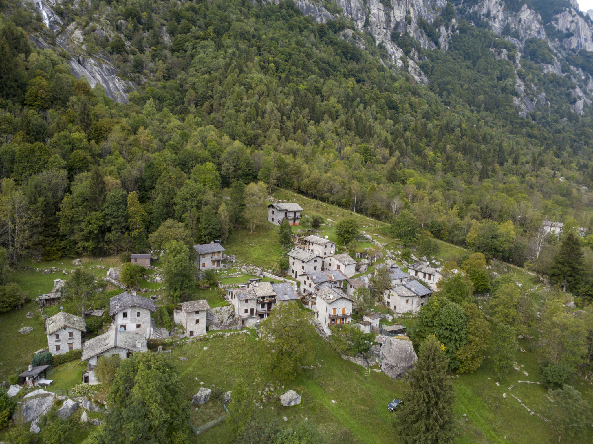 Val di Mello Mountain Flat-Draußen
