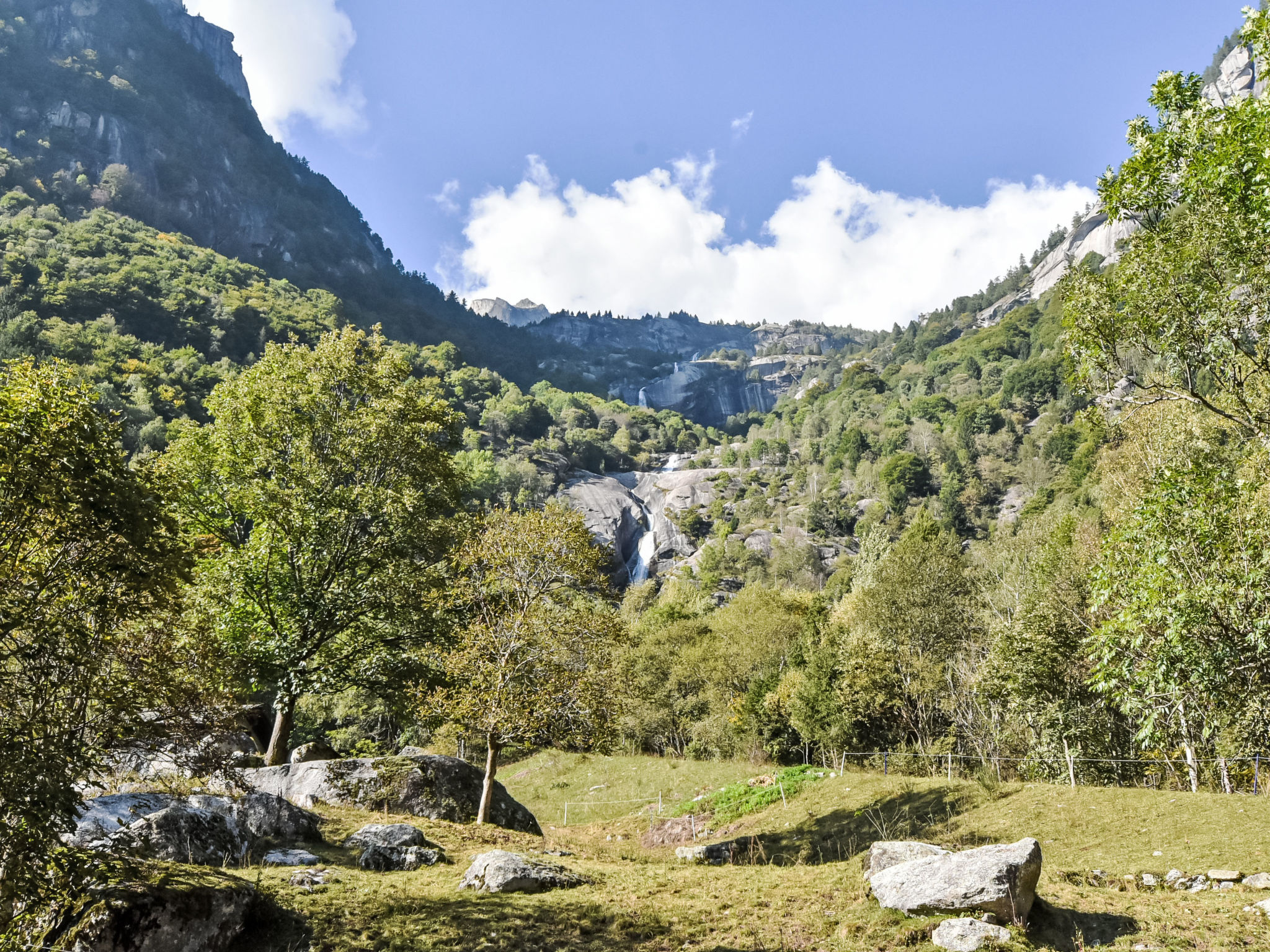 Val di Mello Mountain Flat-Omgeving