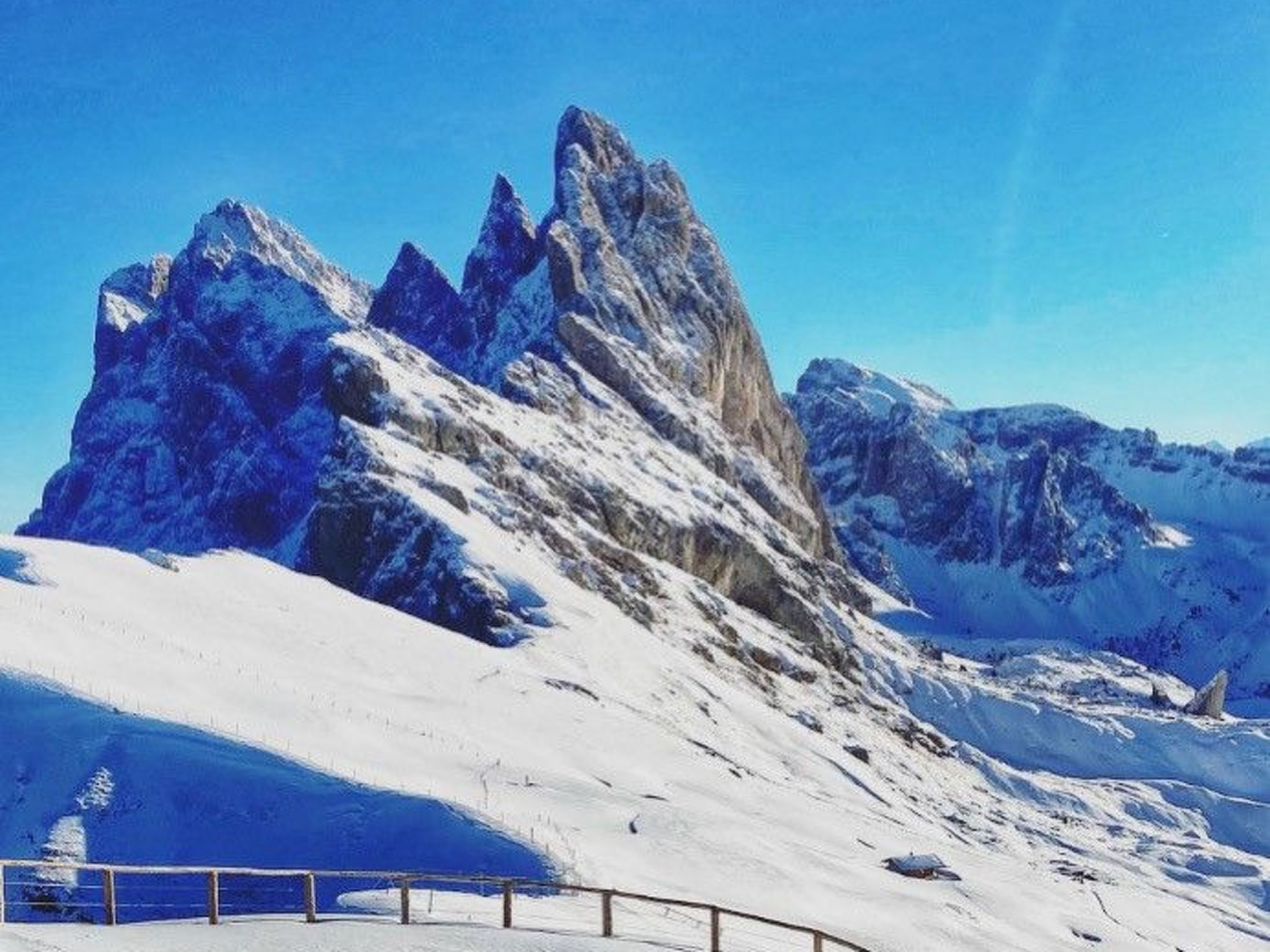 Cesa Vedla DOLOMITES-Binnen