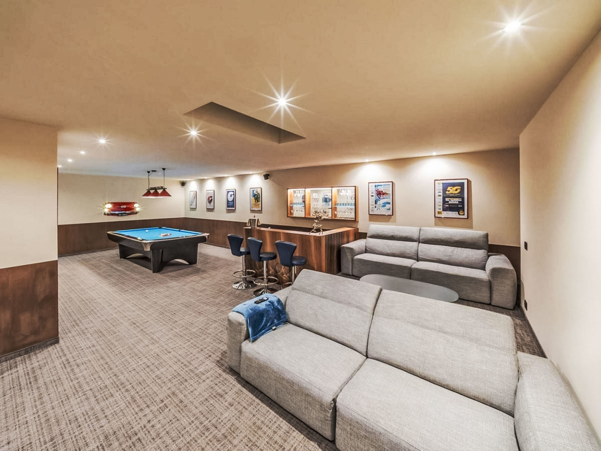 Photo of 4BR SELLA