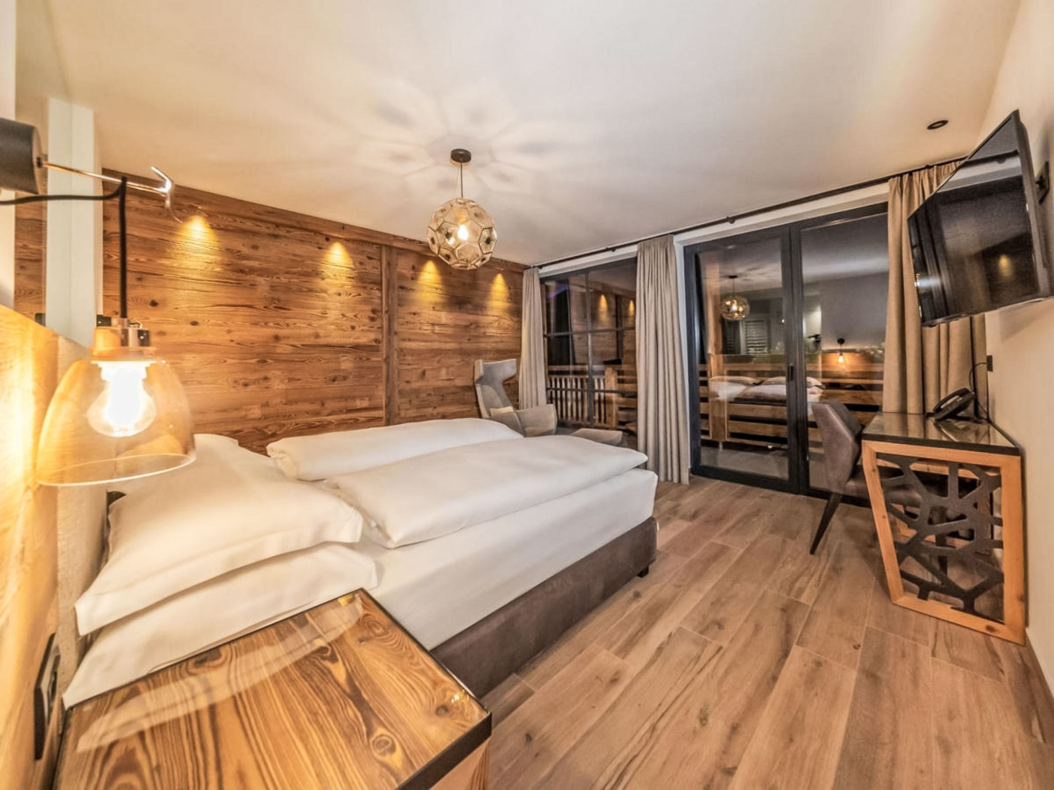Photo of 4BR SELLA