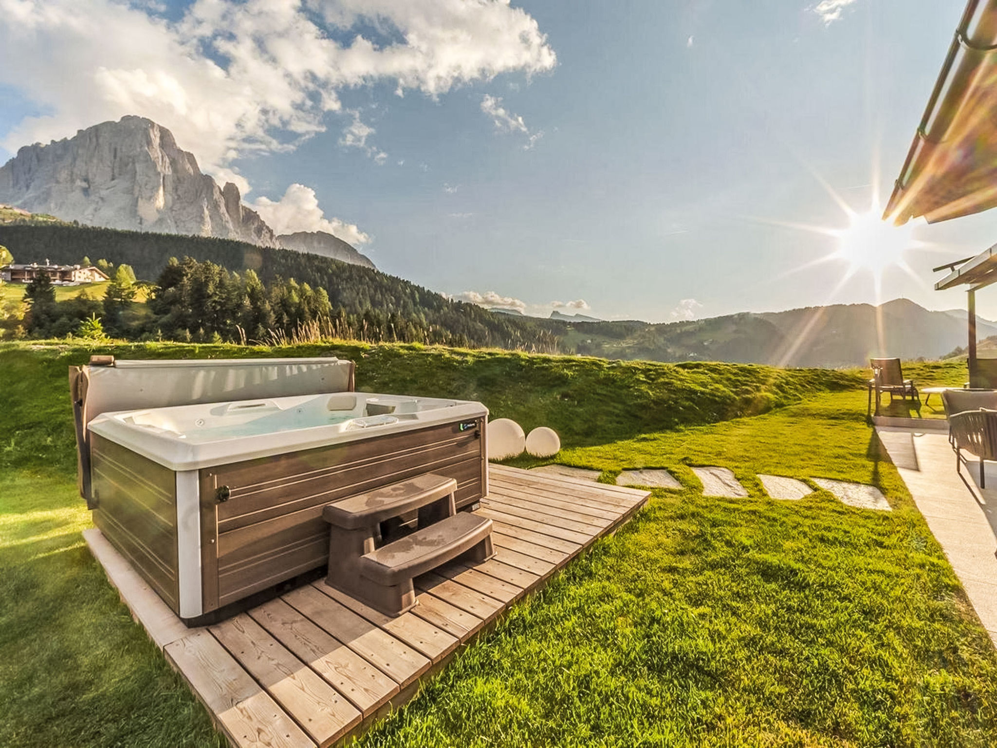 Photo of 4BR SELLA