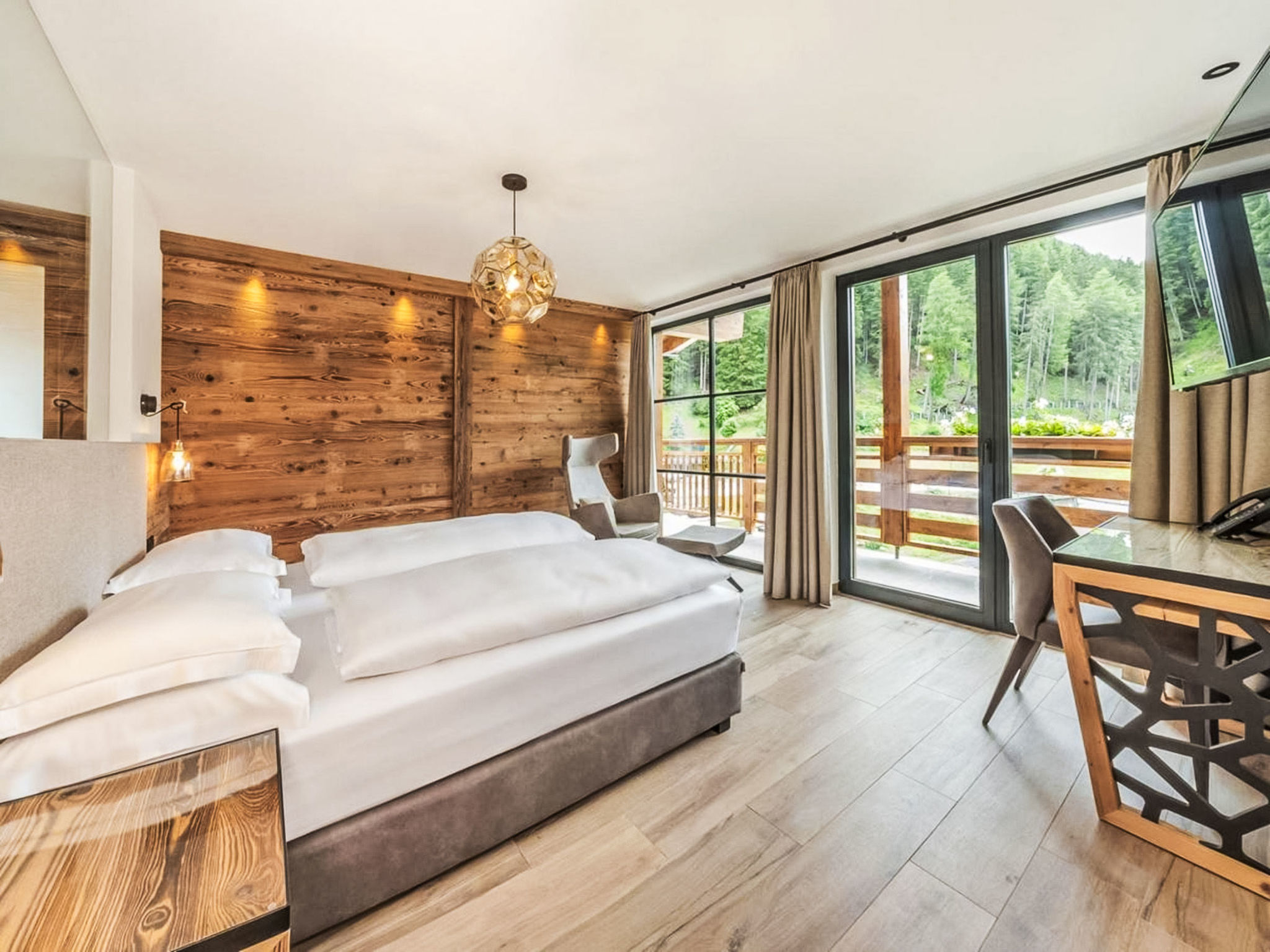 Photo of 4BR SELLA