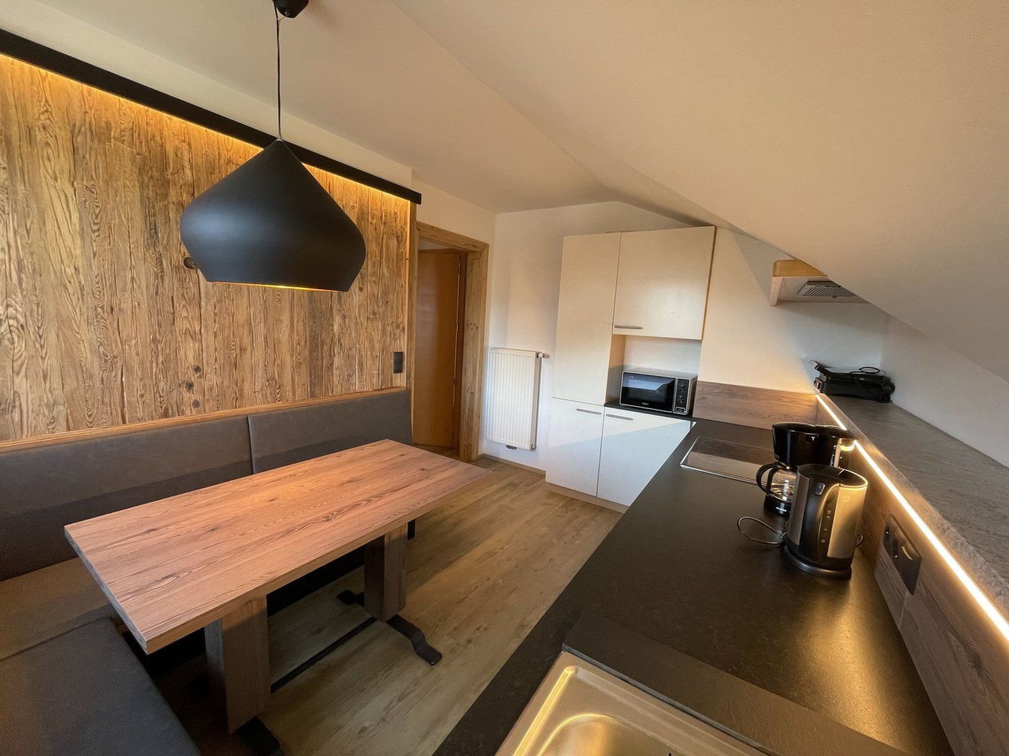 Apartment mit 1 Schlafzimmer und Terrasse/Balkon - Binnen