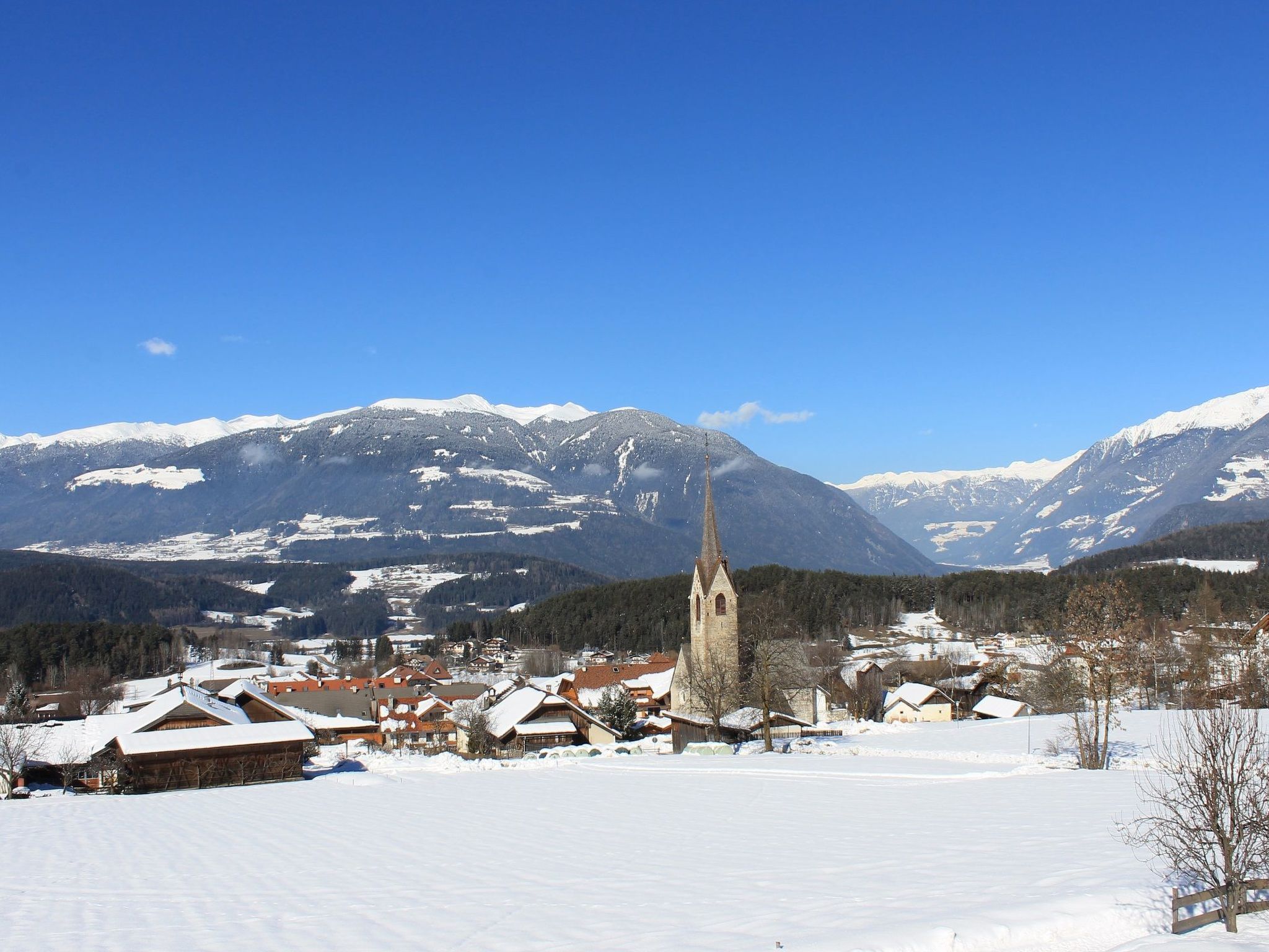 Photo of Große, helle Wohnung mit großartigem Panoramabli