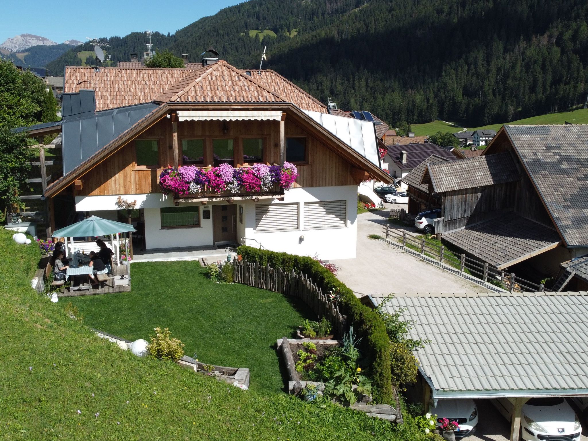 "Ciasa Linda App.3-Drinnen