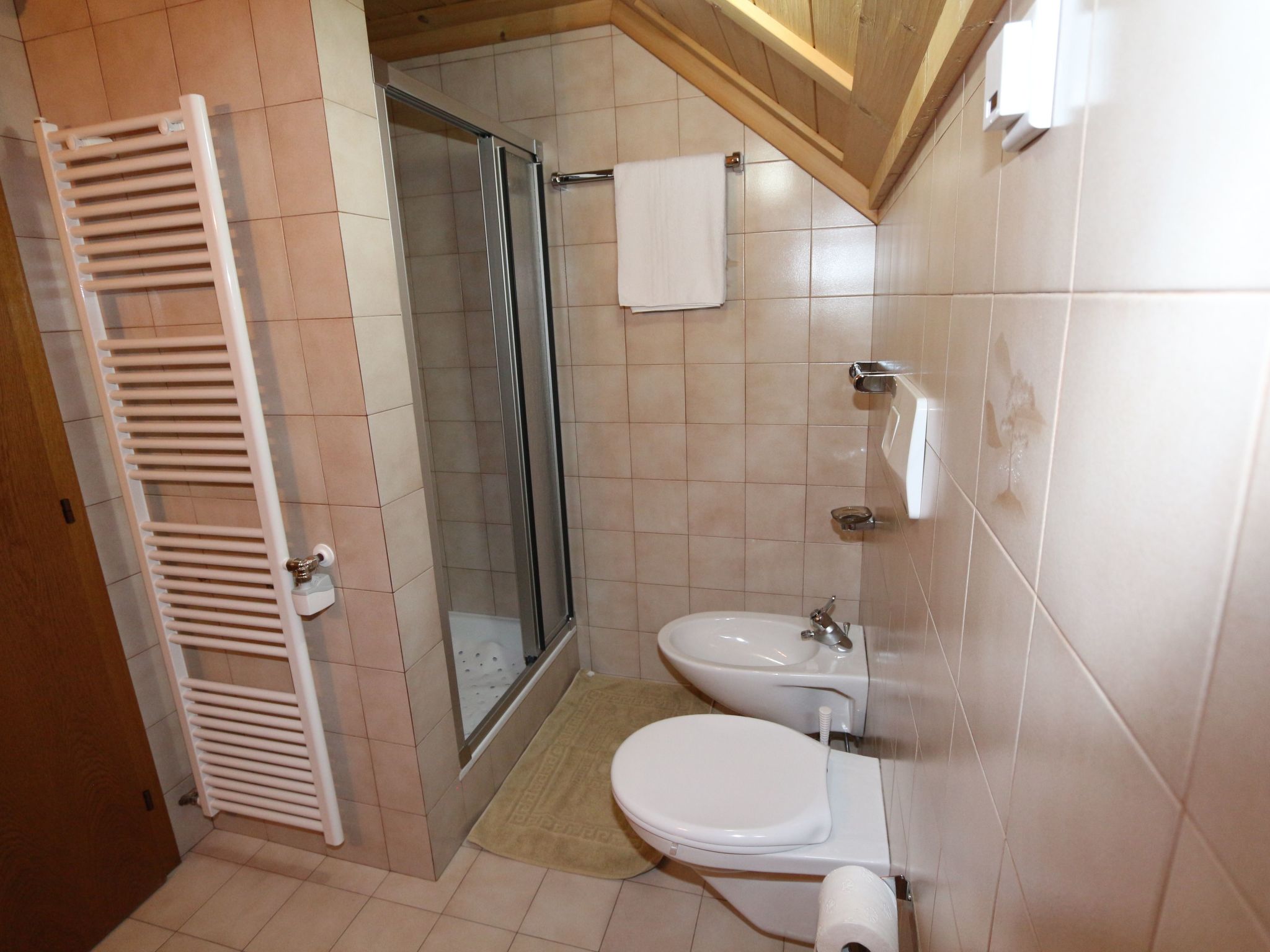 "Ciasa Linda App.3-Drinnen