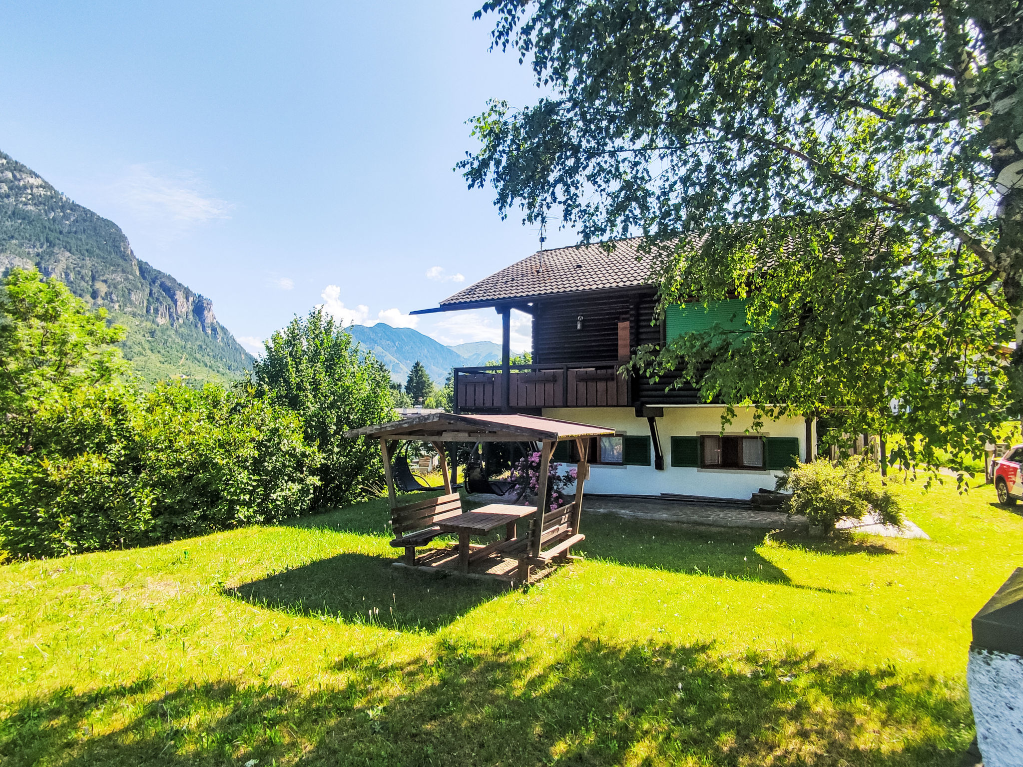 Chalet Altavista — view 1 of 56
