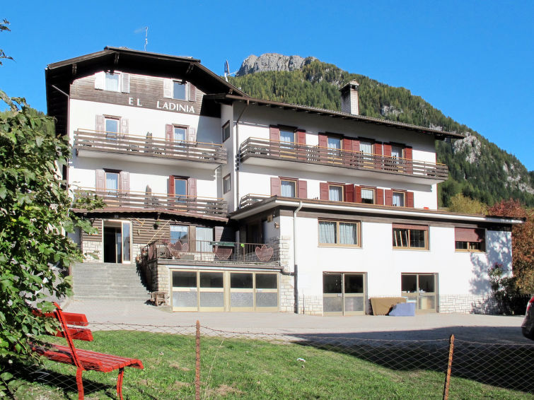 Bergzicht en wellness in appartement El Ladinia, Moena in Moena