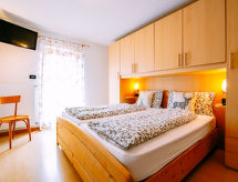 Rustiek appartement in Muncion met uitzicht op de Dolomieten - thumbnail 4