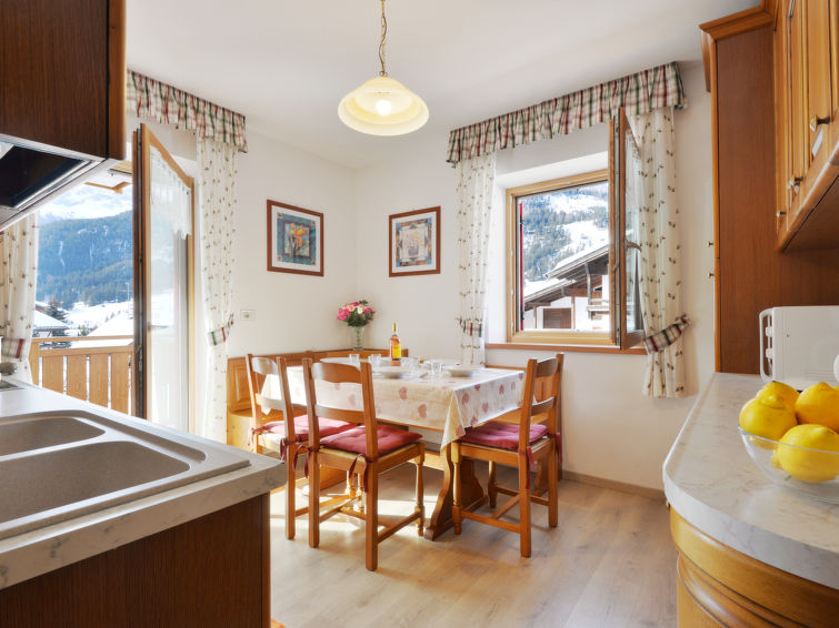 Search and Stay destination Pozza di Fassa, Trentino-Alto Adige - Italy from AU$ 254. Ciasa Pettena