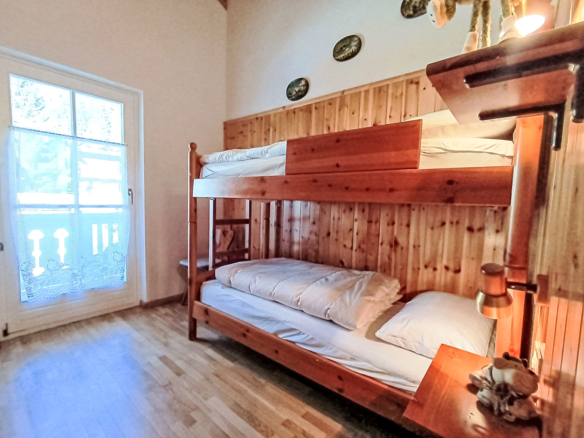 Cesa sot Larsec-Inside