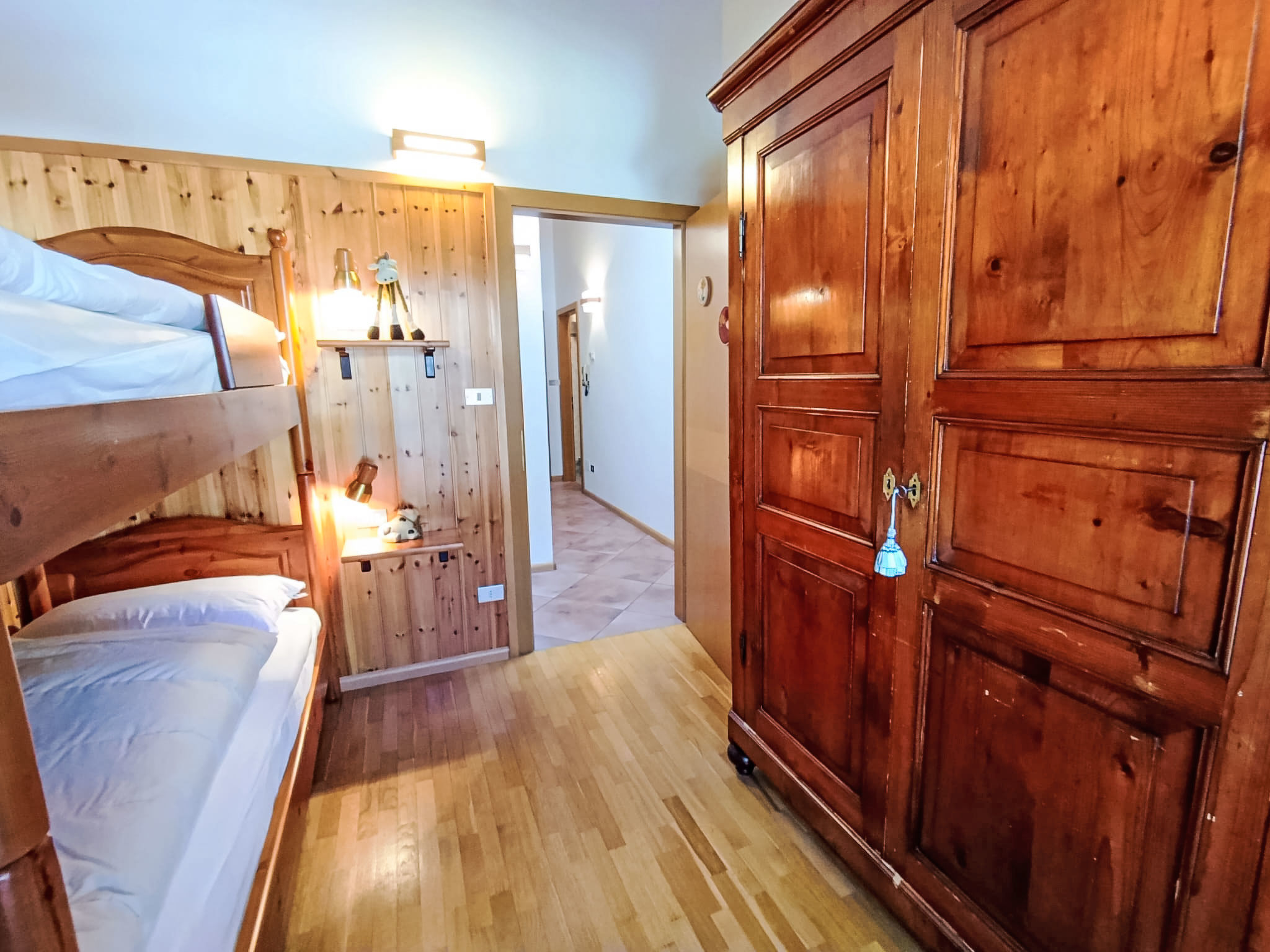 Cesa sot Larsec-Inside