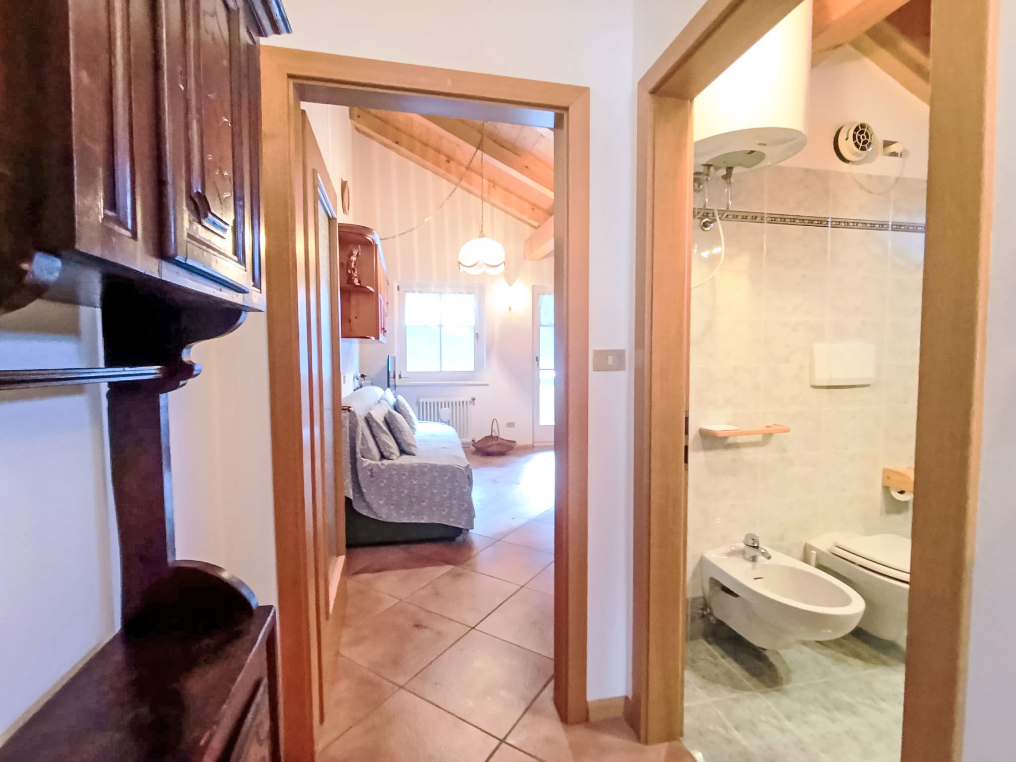 Cesa sot Larsec-Inside