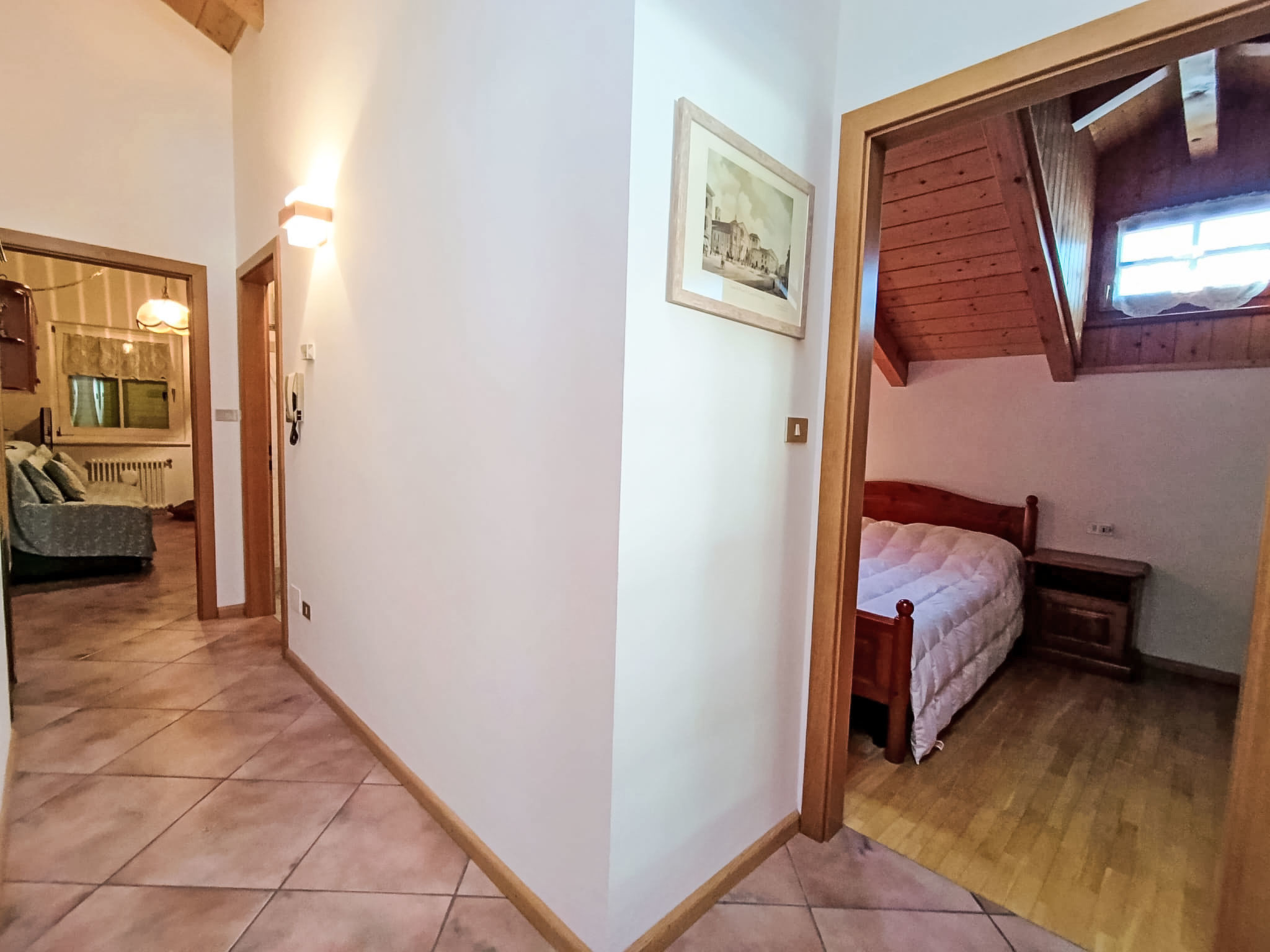 Cesa sot Larsec-Inside