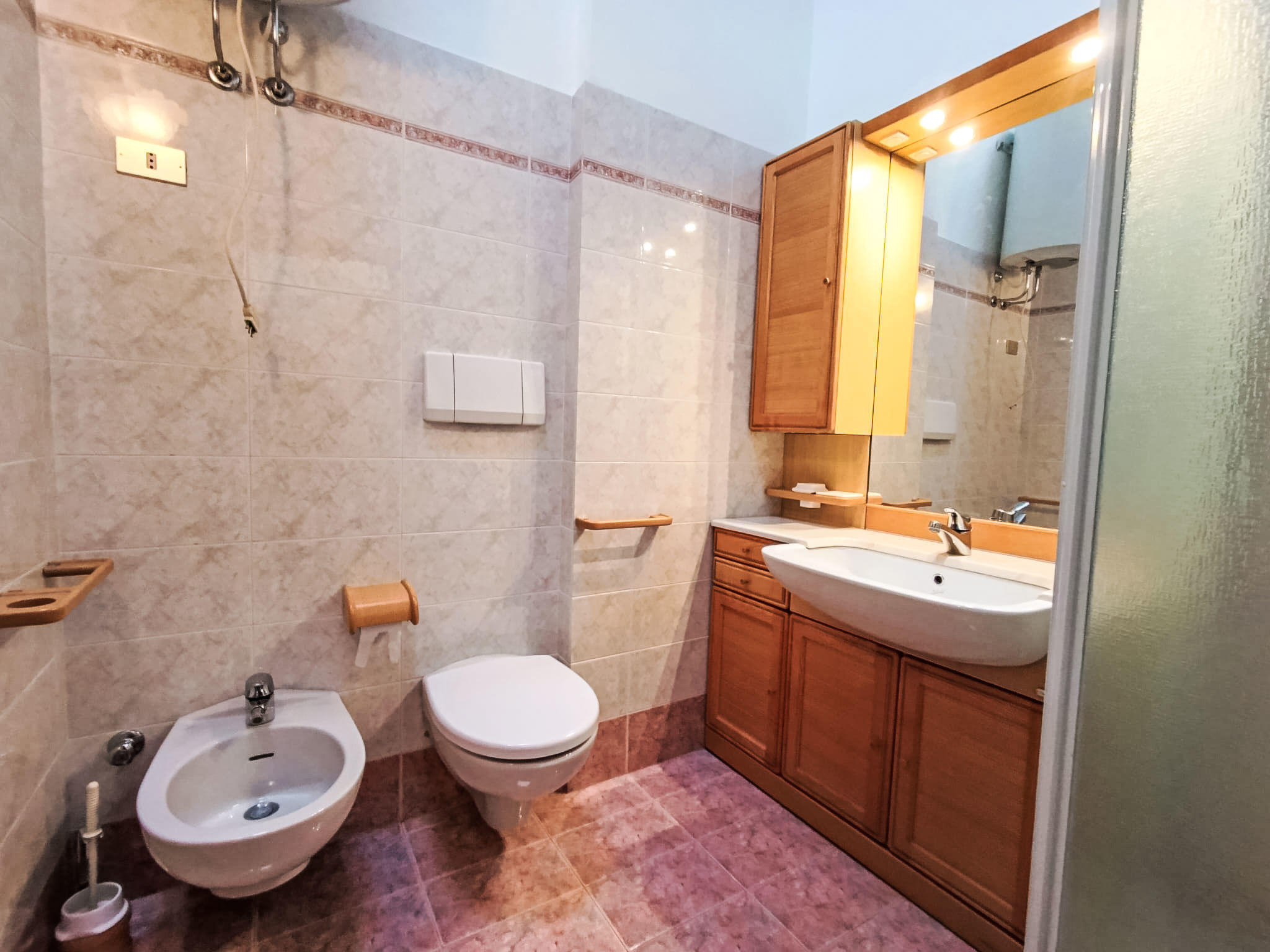 Cesa sot Larsec-Inside