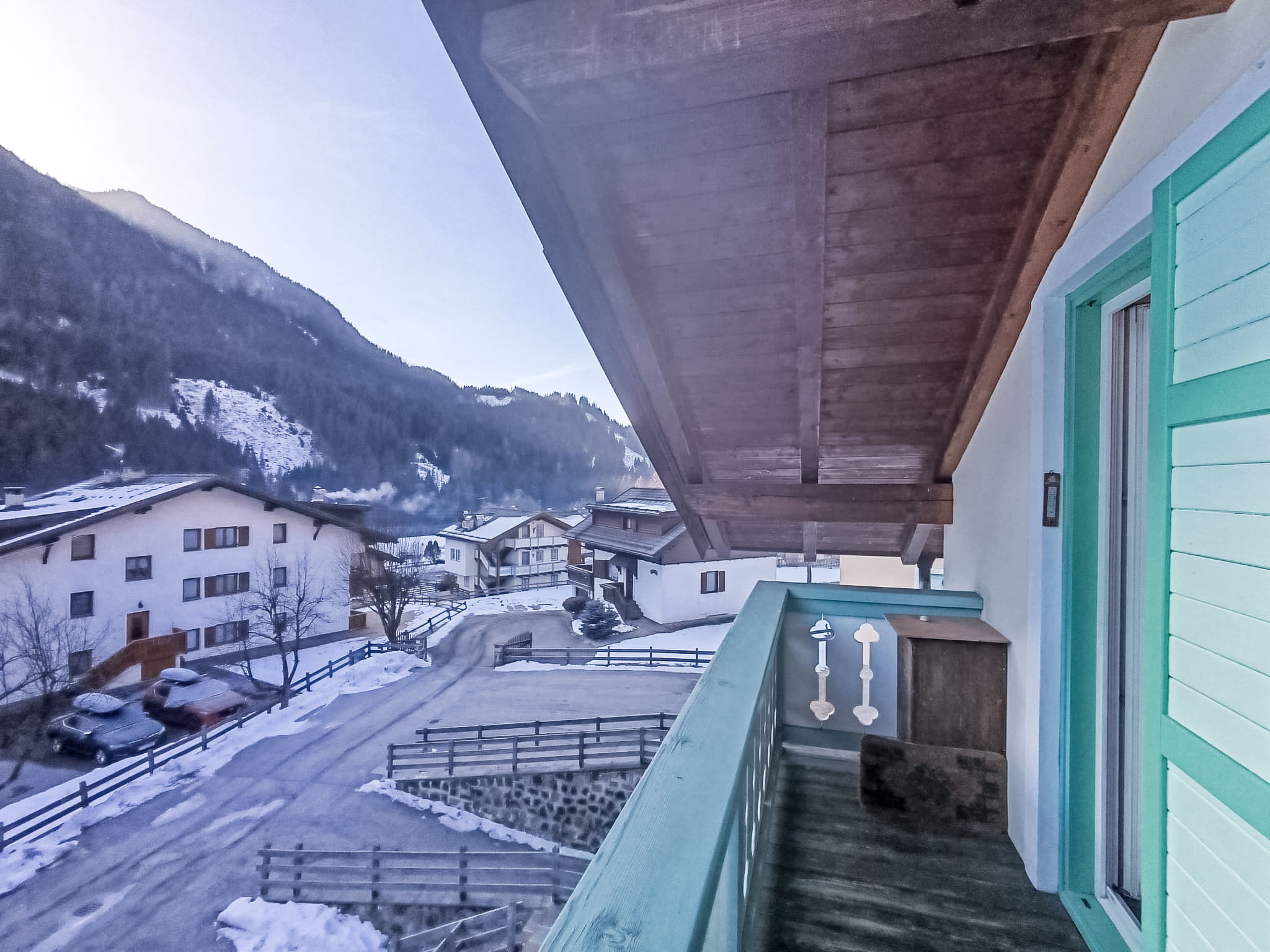 Cesa sot Larsec-Outside