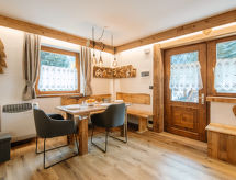 Rustiek appartement voor 4 personen nabij Canazei en de Sella Ronda - thumbnail 2
