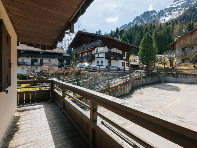 Photo of Fontanelle