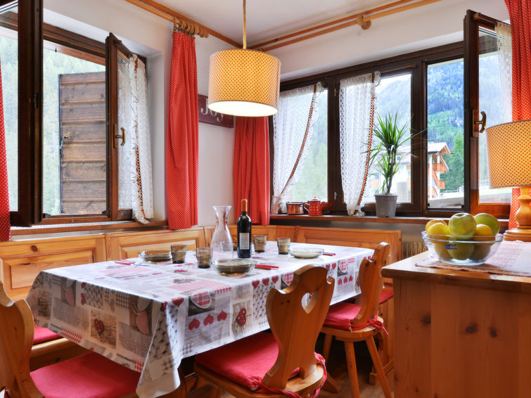 Search and Stay destination Penia, Trentino-Alto Adige - Italy from AU$ 218. Apt 3