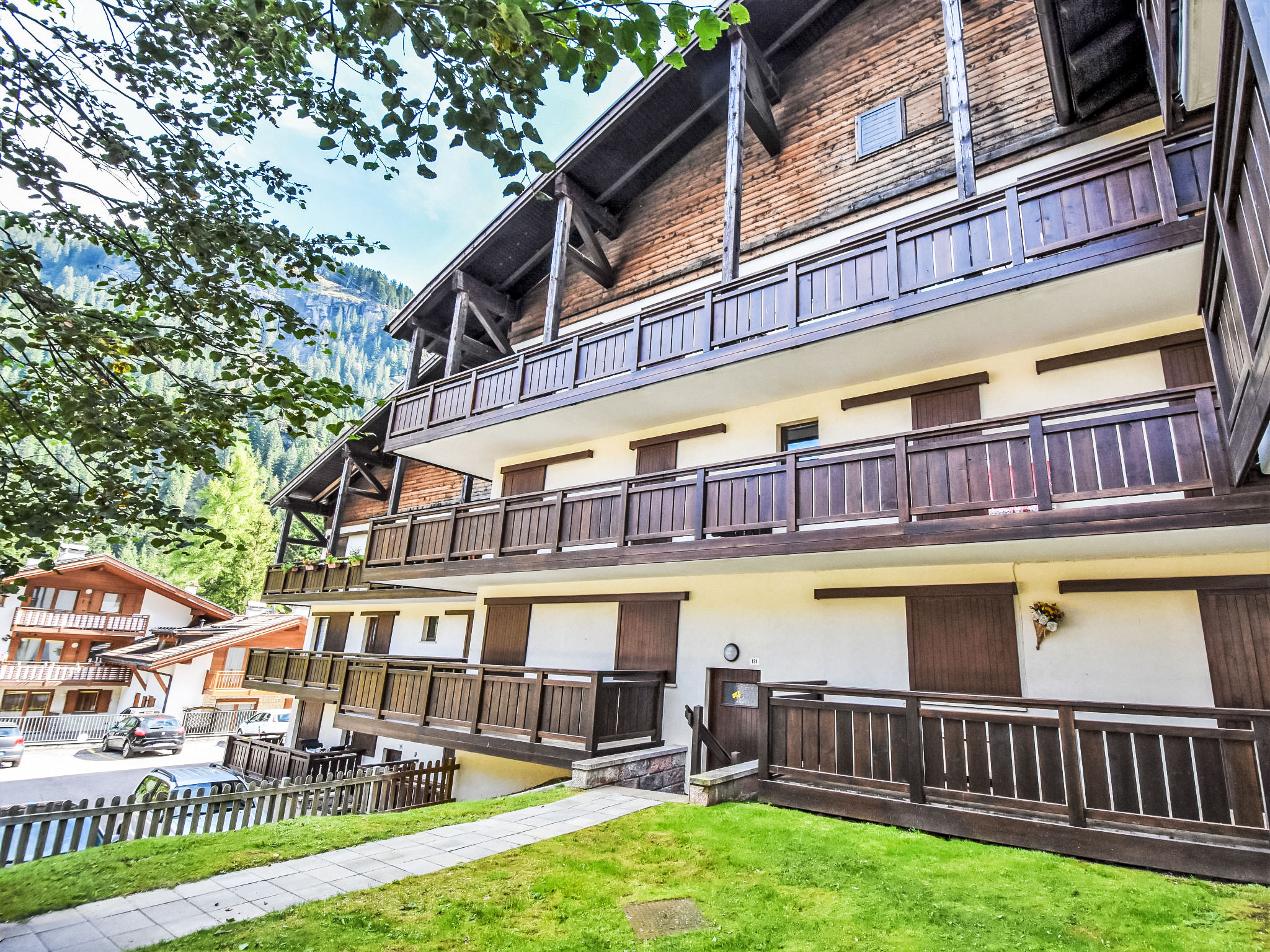 Photo of Apt 14