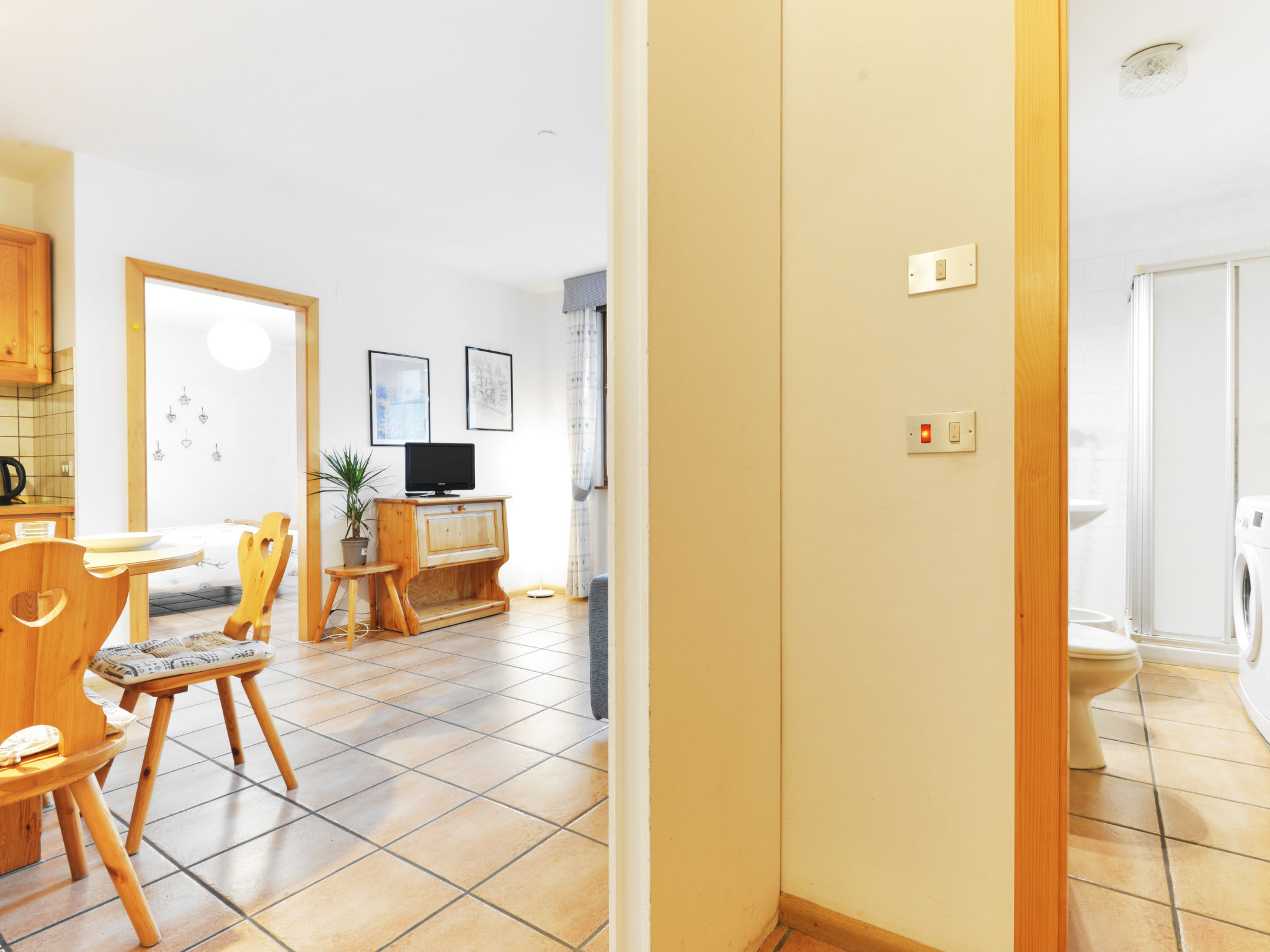 Photo of Apt 2