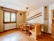 6-persoons appartement Enrosadira met bergzicht in Canazei - thumbnail 2