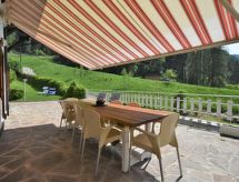 Villa Lucia: Ruime vakantievilla met grote tuin in Pellizzano, vlakbij de skipiste - thumbnail 6