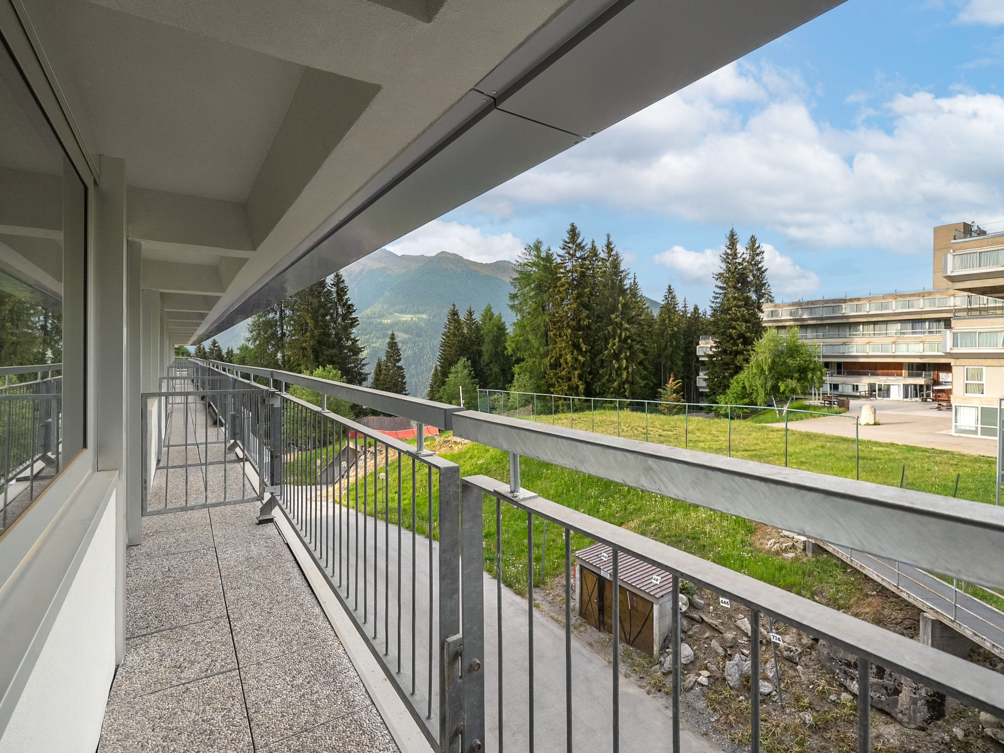 Photo of Artuik 448