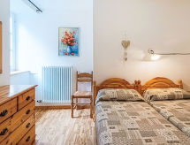 Rustiek appartement voor 7 in Malè, Trentino – vlakbij bergen, meer en skipistes - thumbnail 6