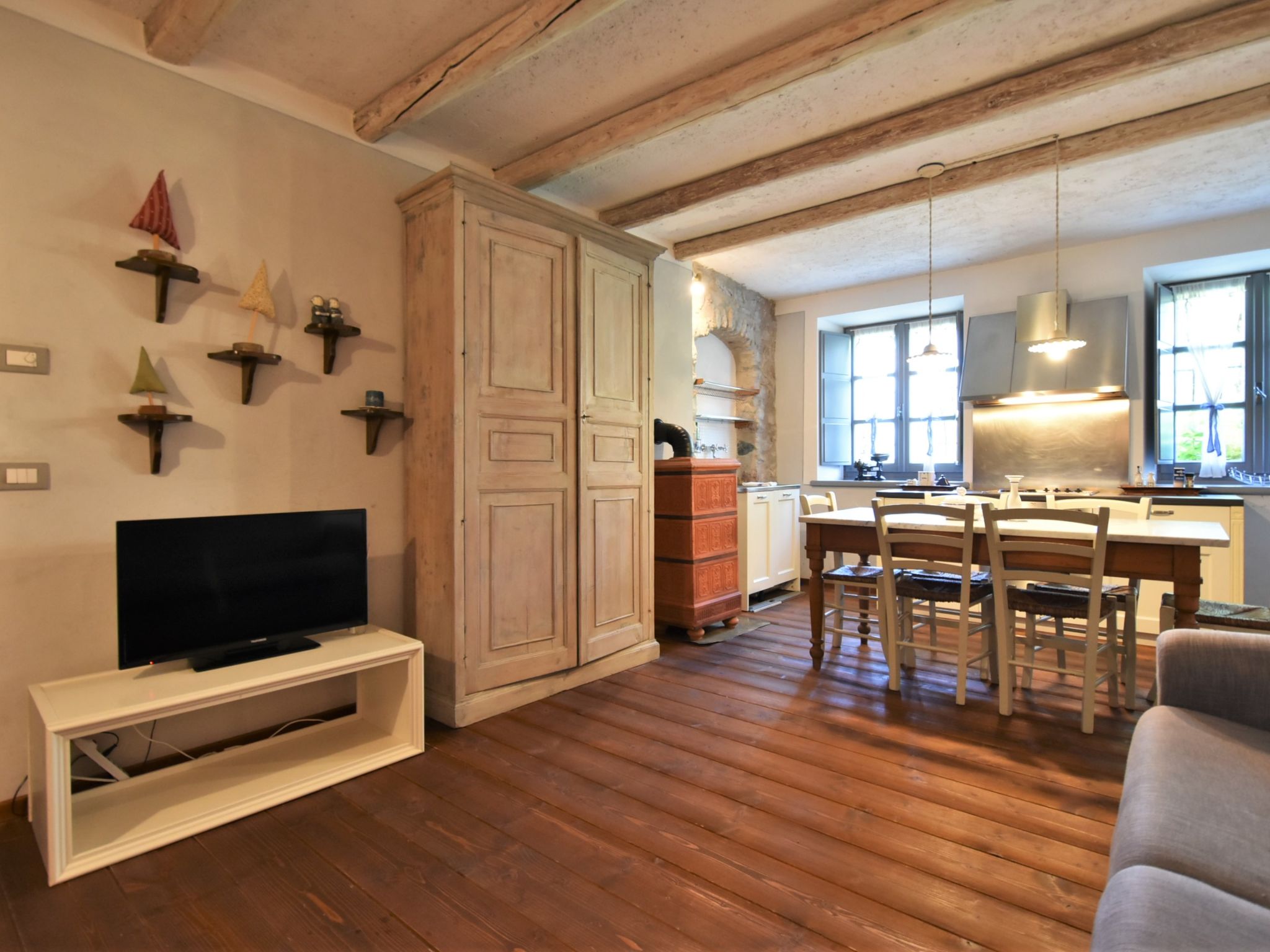 Kitchen / Dining Room