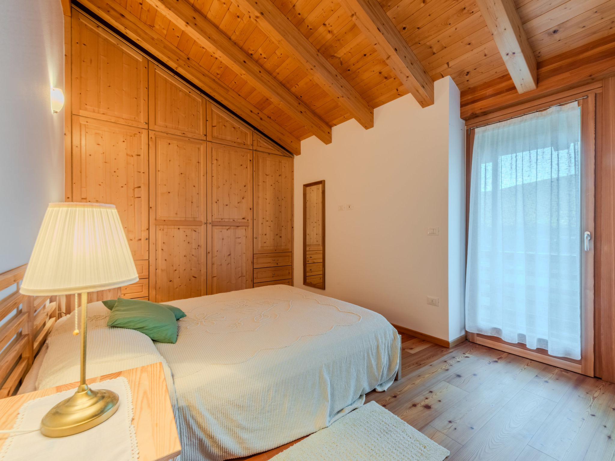 Picchio Primavera-Binnen