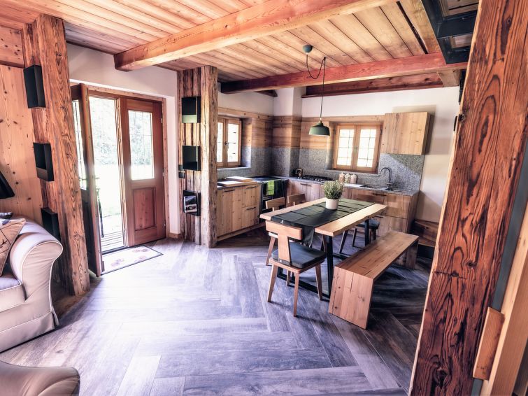 Baita Valon Alpine Hideaway