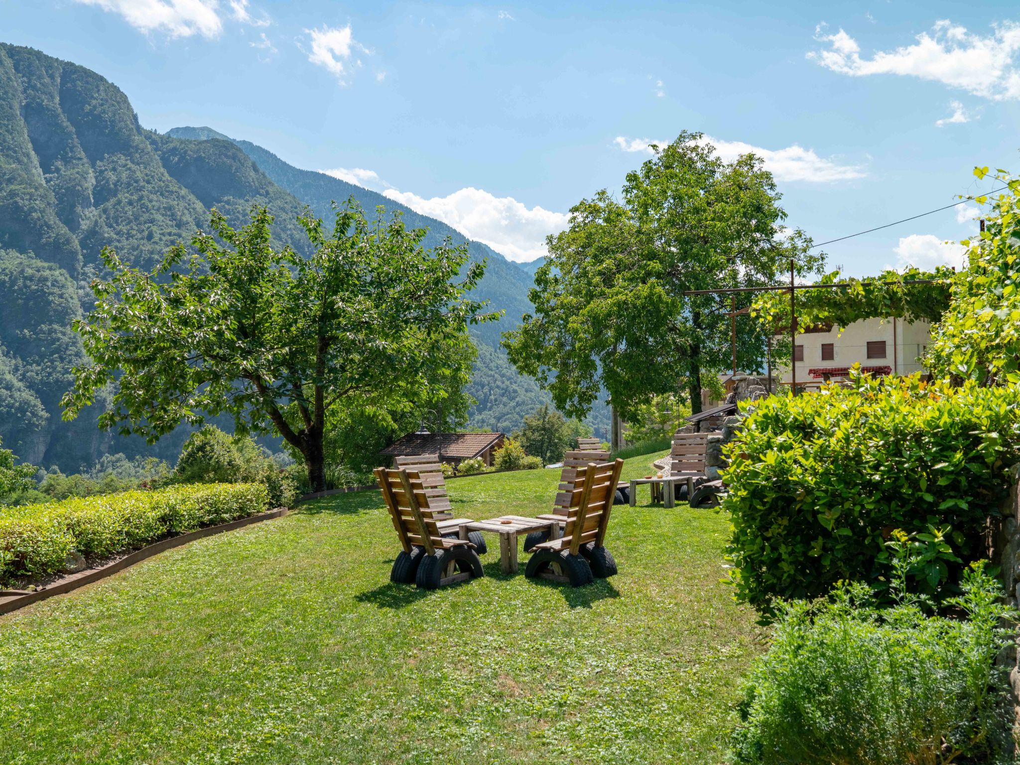 La Meridiana - Outside