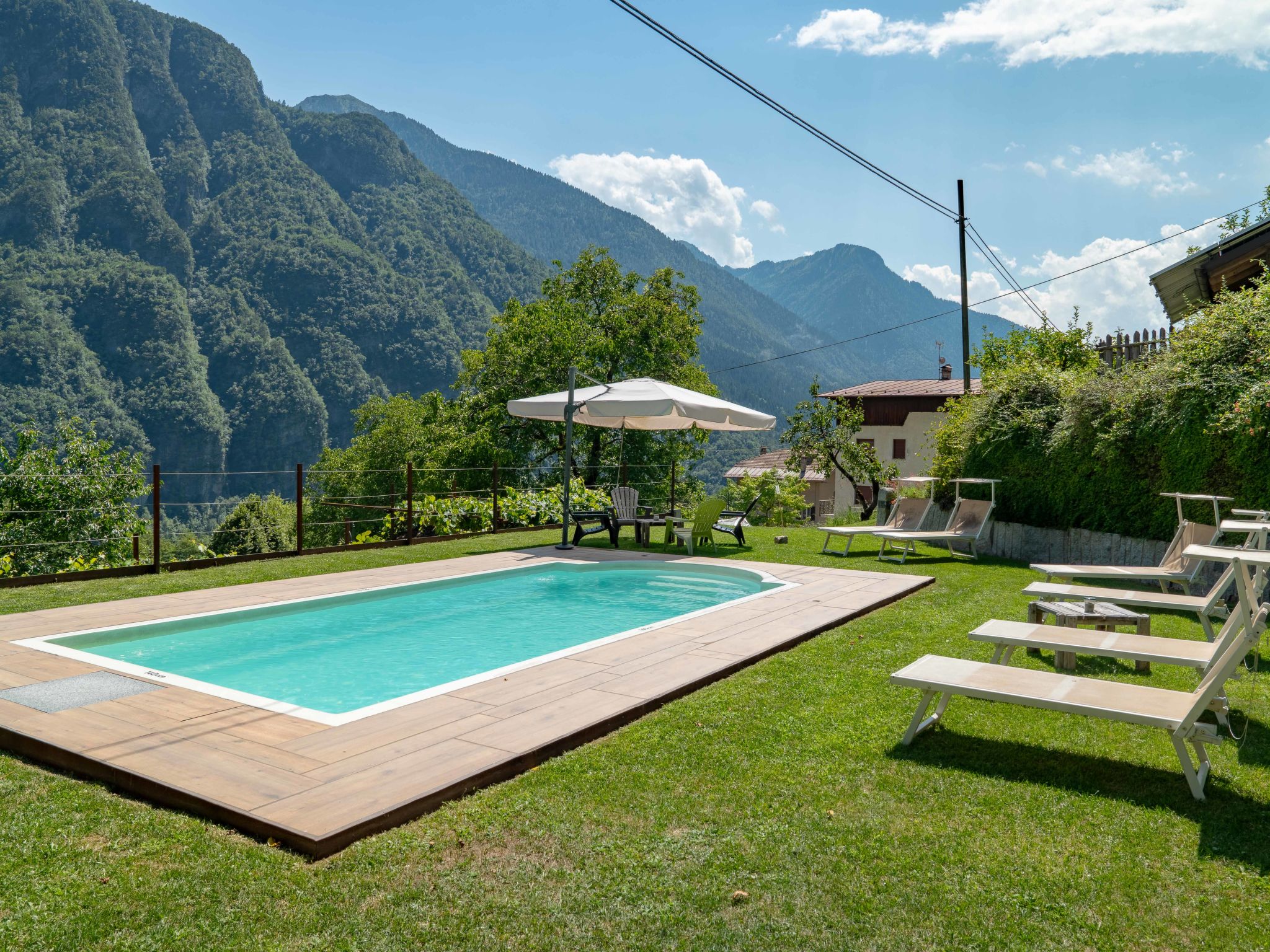 La Meridiana - Outside