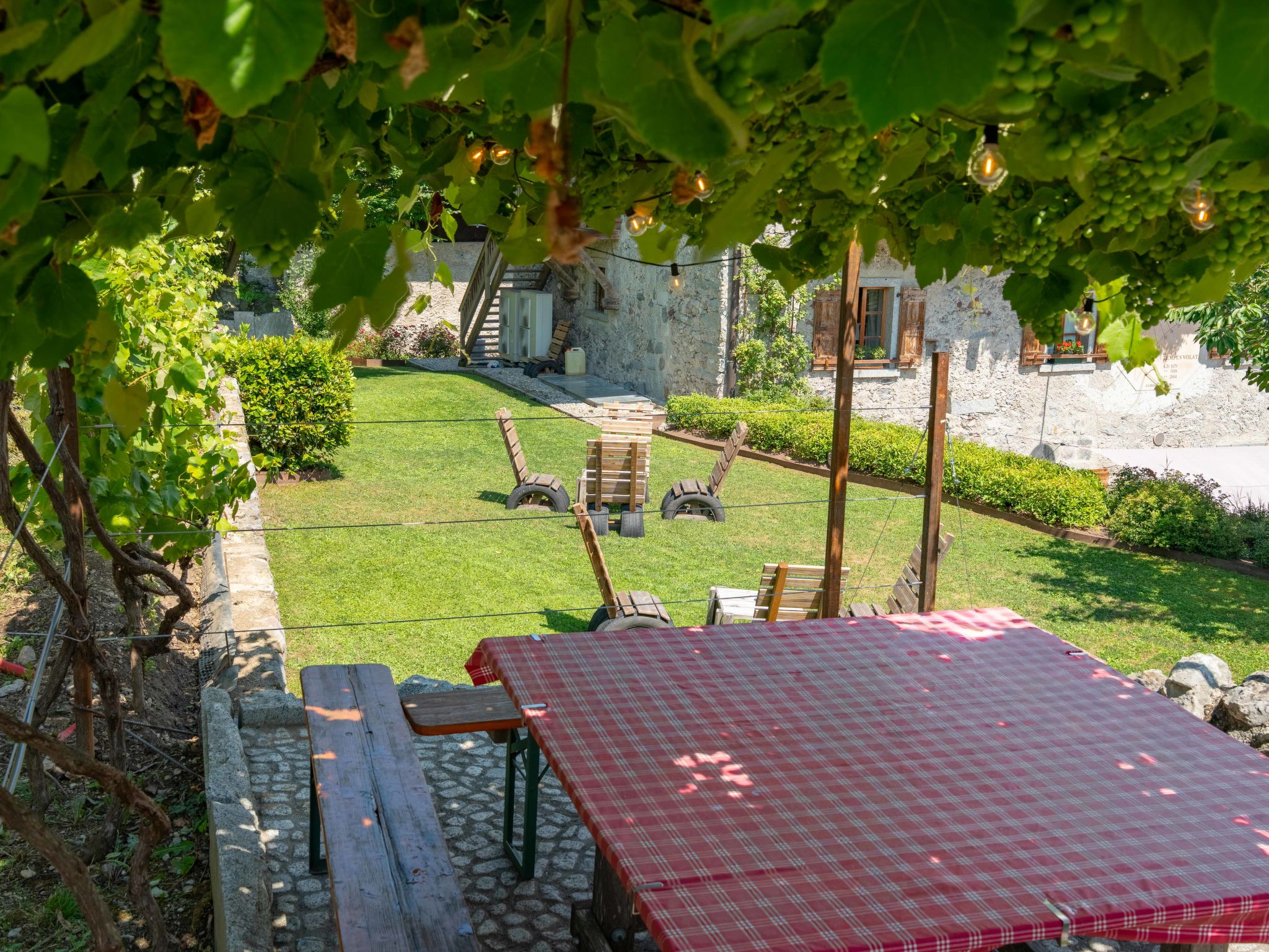La Meridiana - Outside