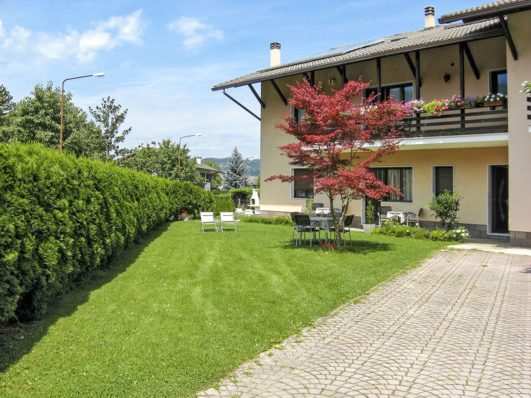 Op 800m van het centrum: Zonnig appartement in Lago di Caldonazzo in Lago di Caldonazzo