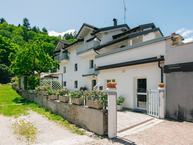 Op 1,5 km van het strand: ruim appartement in Lago di Caldonazzo in Lago di Caldonazzo