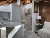 Penthouse Levico Terme: Luxe 94m² met uitzicht op bergen en meer - thumbnail 3