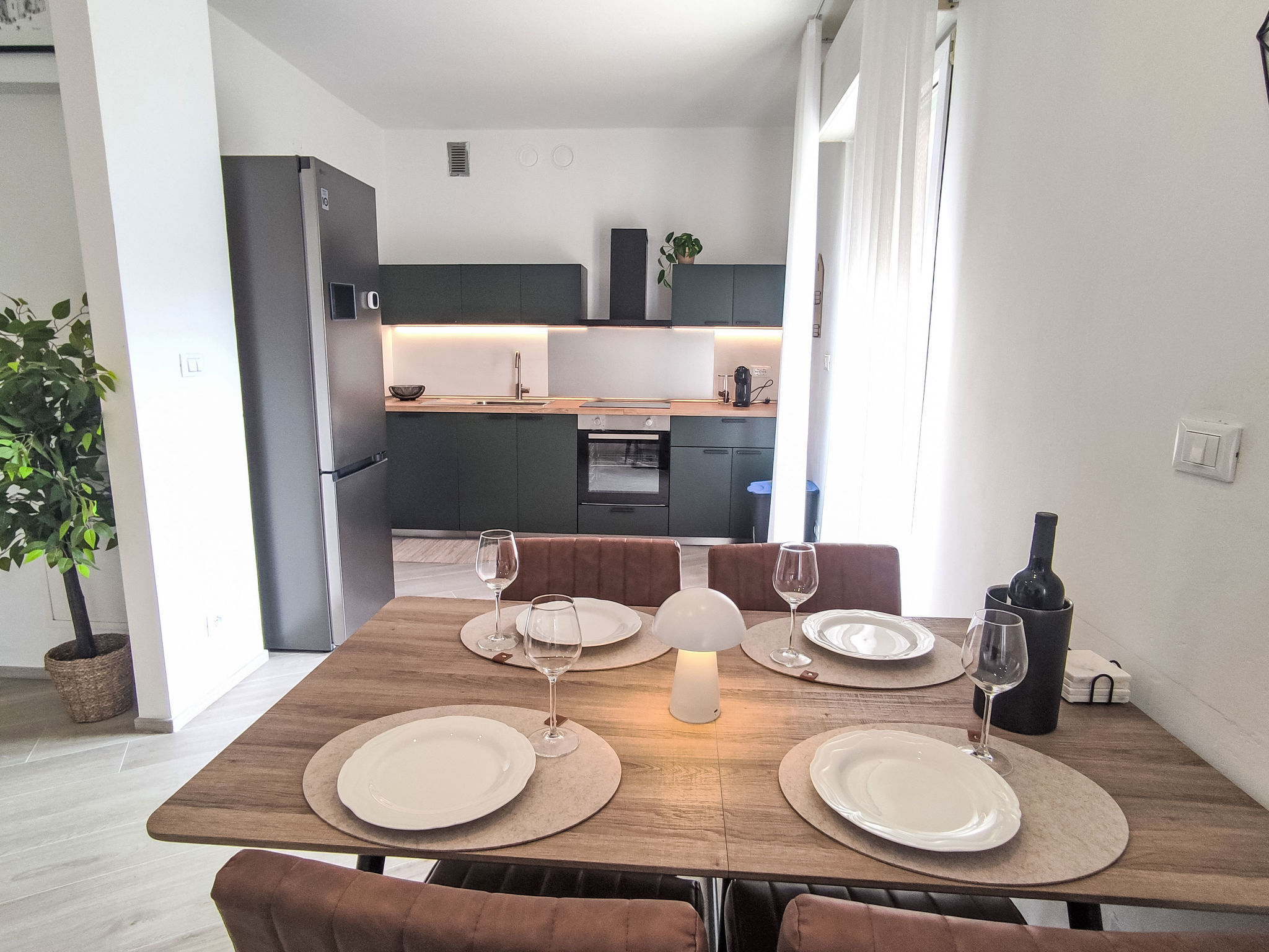 Kitchen / Dining Room