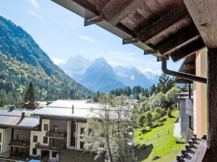 Fienili di Brenta Apartment in Madonna di Campiglio